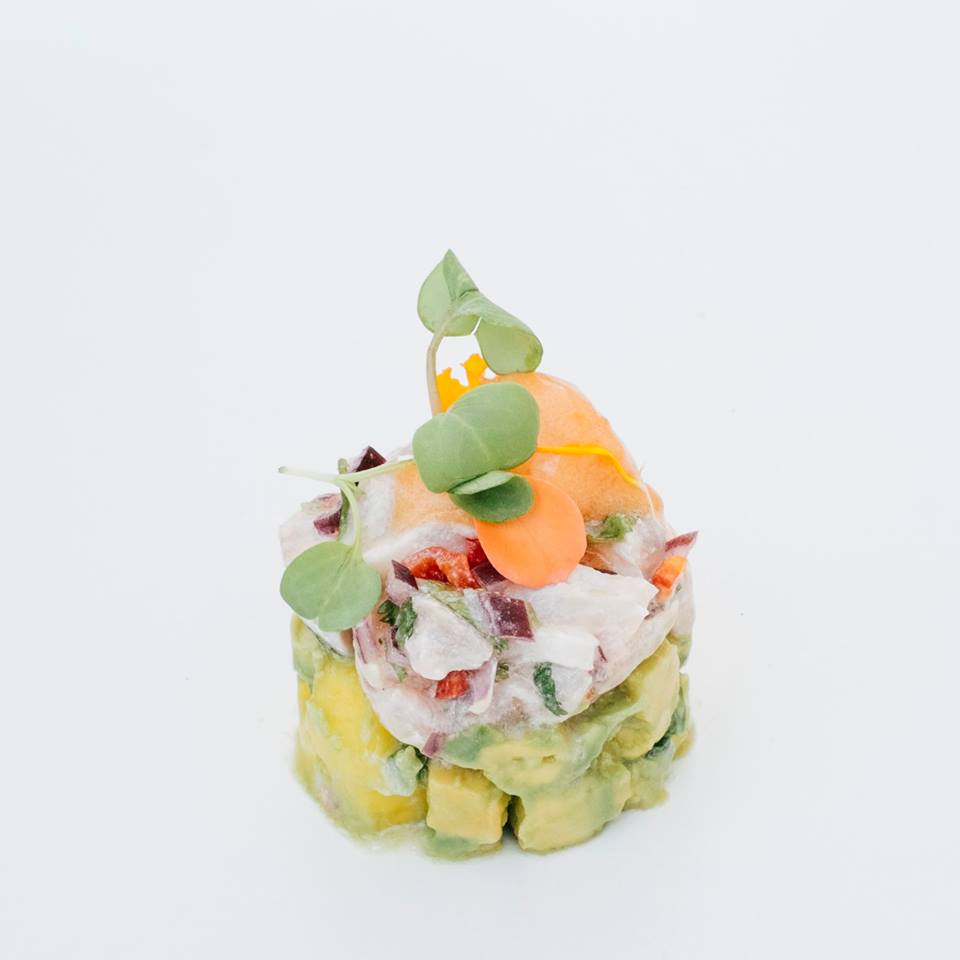 1661_Ceviche_de_dorada_con_tartar_de_aguacate_mango_y_sorbete_de_Ramellet